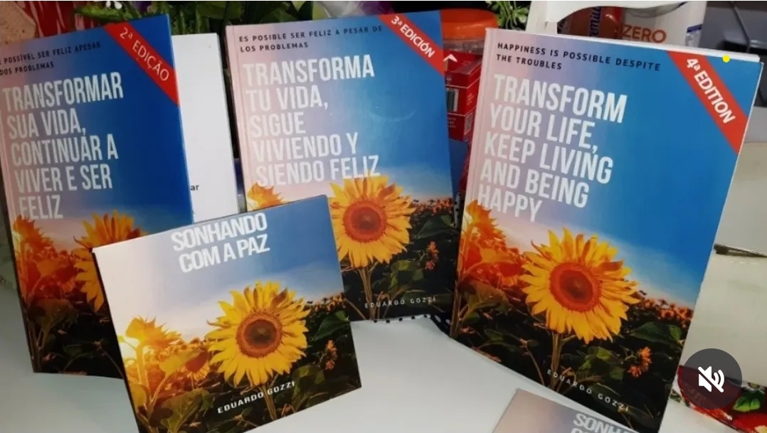 Livro Transformar Sua Vida em três idiomas